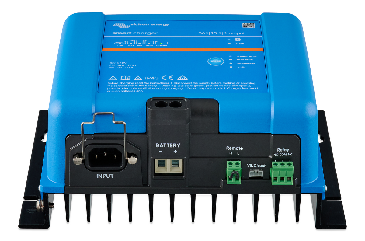 VICTRON PHOENIX SMART IP43 36/15 (1) OUTPUT CHARGER 120-240V *INCLUDES MAINS CORD AU/NZ